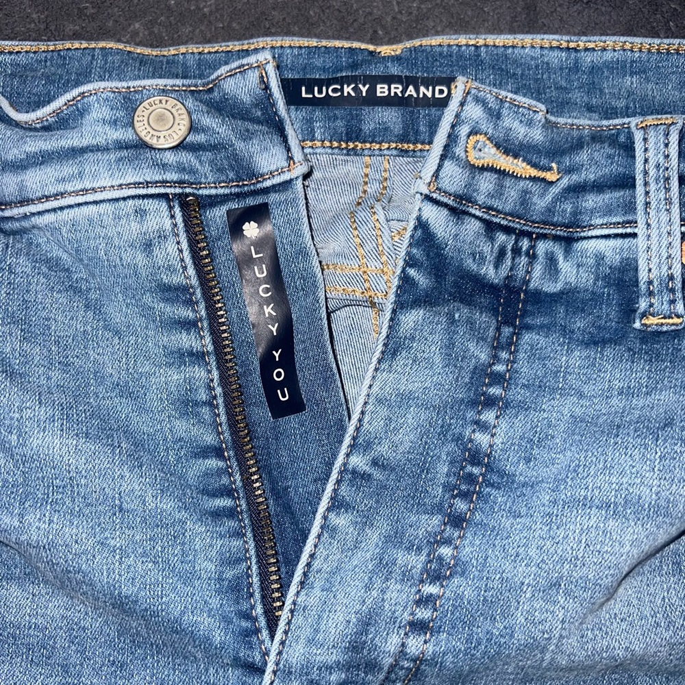 Lucky Brand Light Blue Denim Jeans size 30-32